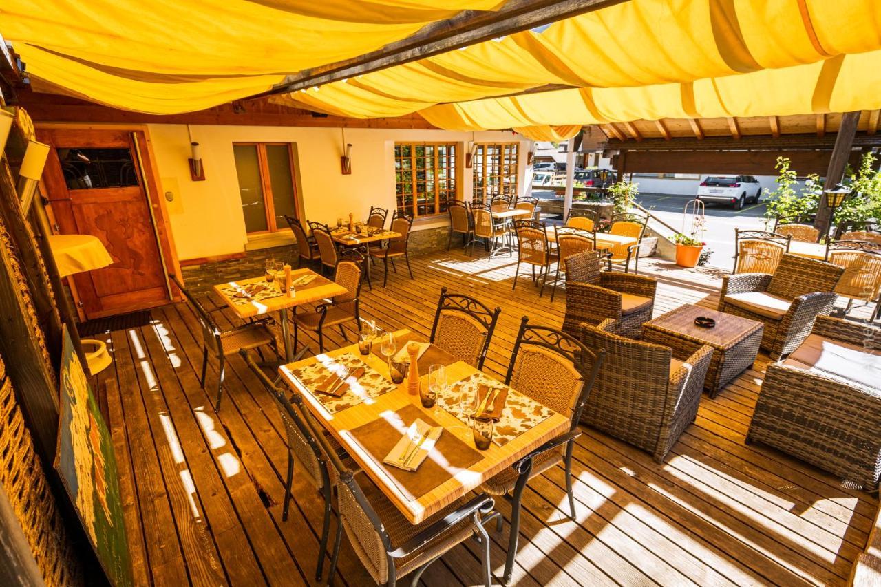 Hotel Restaurant Les Lilas 레디아블러레 외부 사진